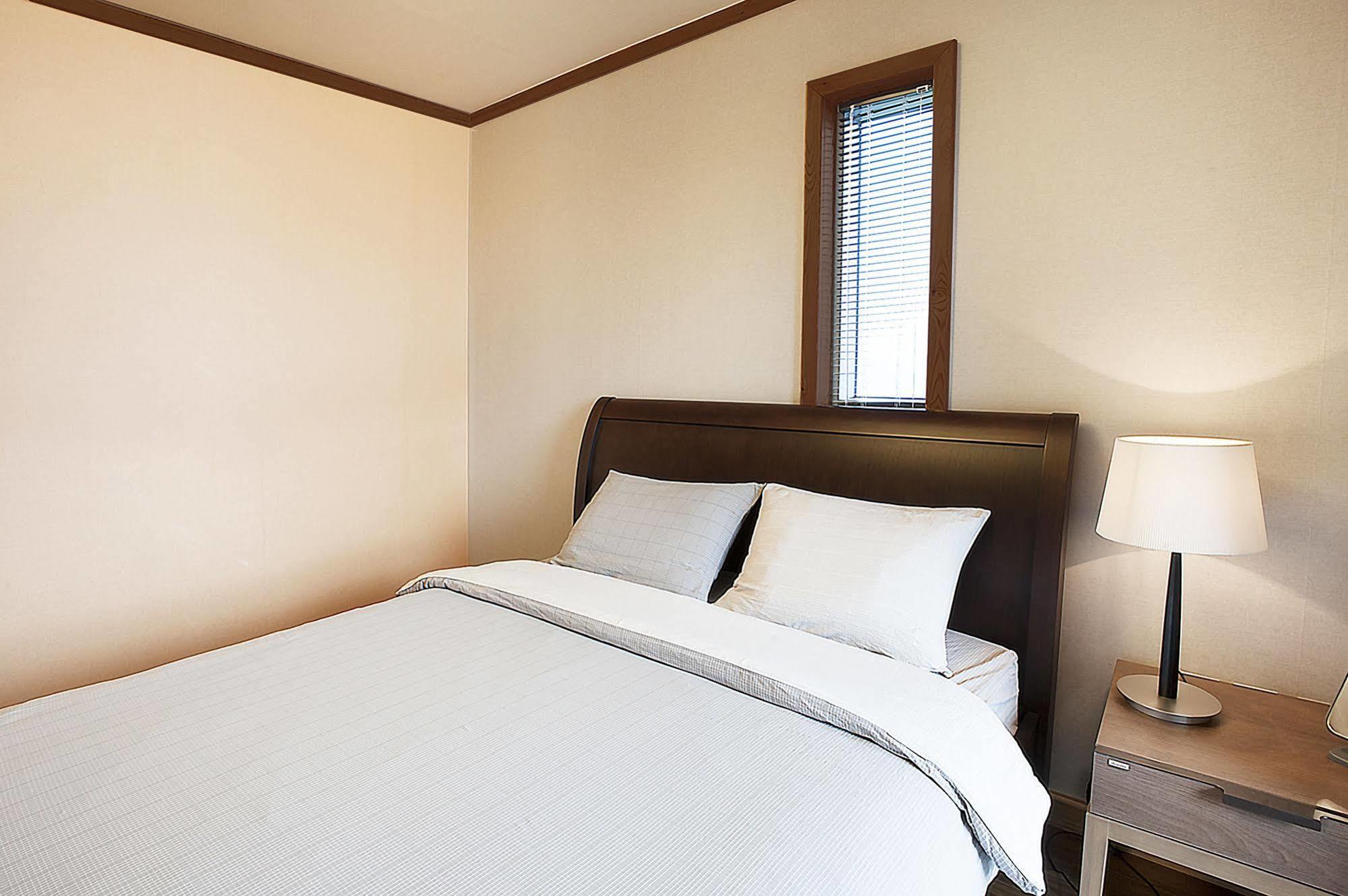 Jeju Eco Suites Seogwipo Eksteriør bilde