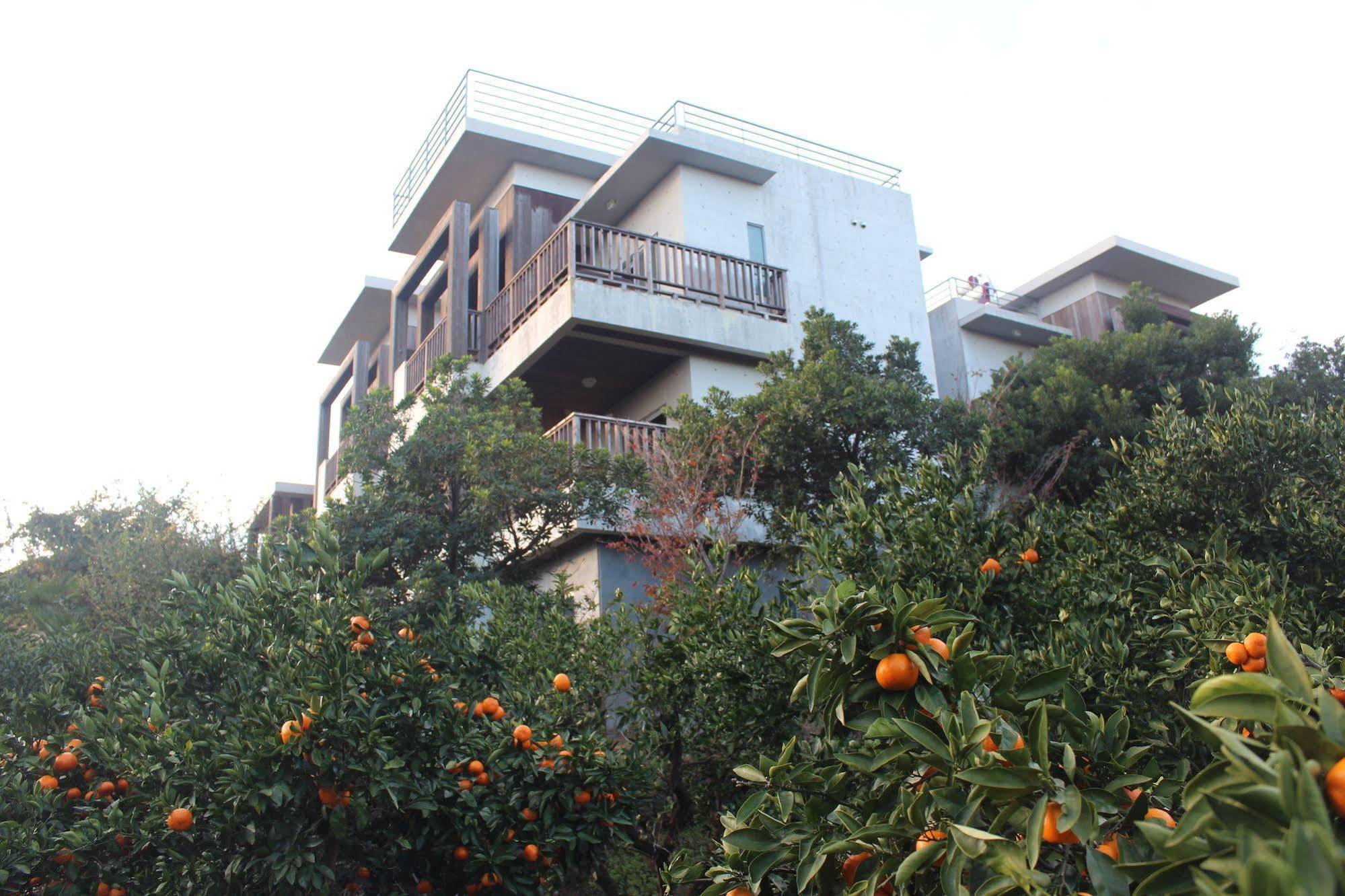 Jeju Eco Suites Seogwipo Eksteriør bilde